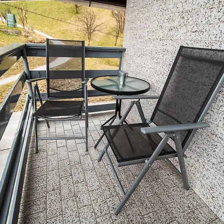 Apartment Quiet And Sunny With Balcony - Two Bedroom With Balcony