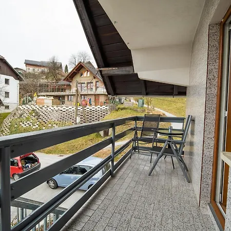 Apartment Quiet And Sunny With Balcony - Two Bedroom With Balcony *
